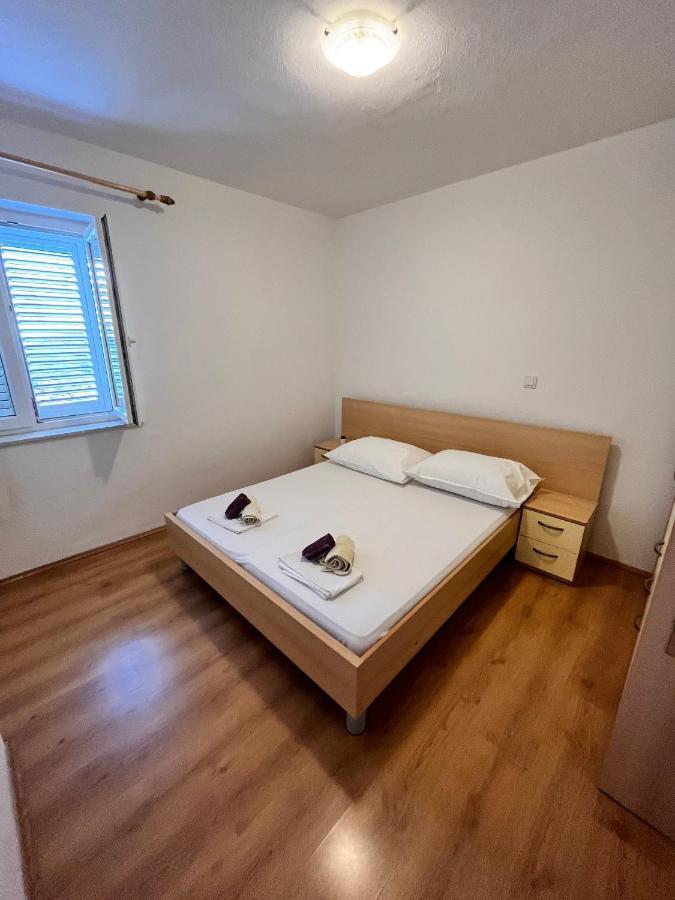 Apartments By The Sea Metajna, Pag - 6465 Екстер'єр фото