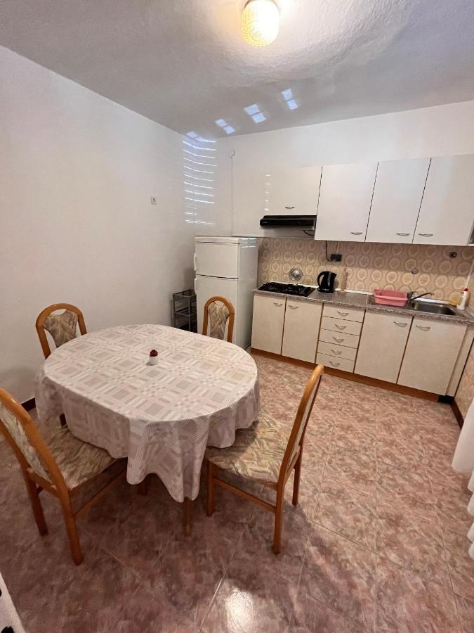 Apartments By The Sea Metajna, Pag - 6465 Екстер'єр фото